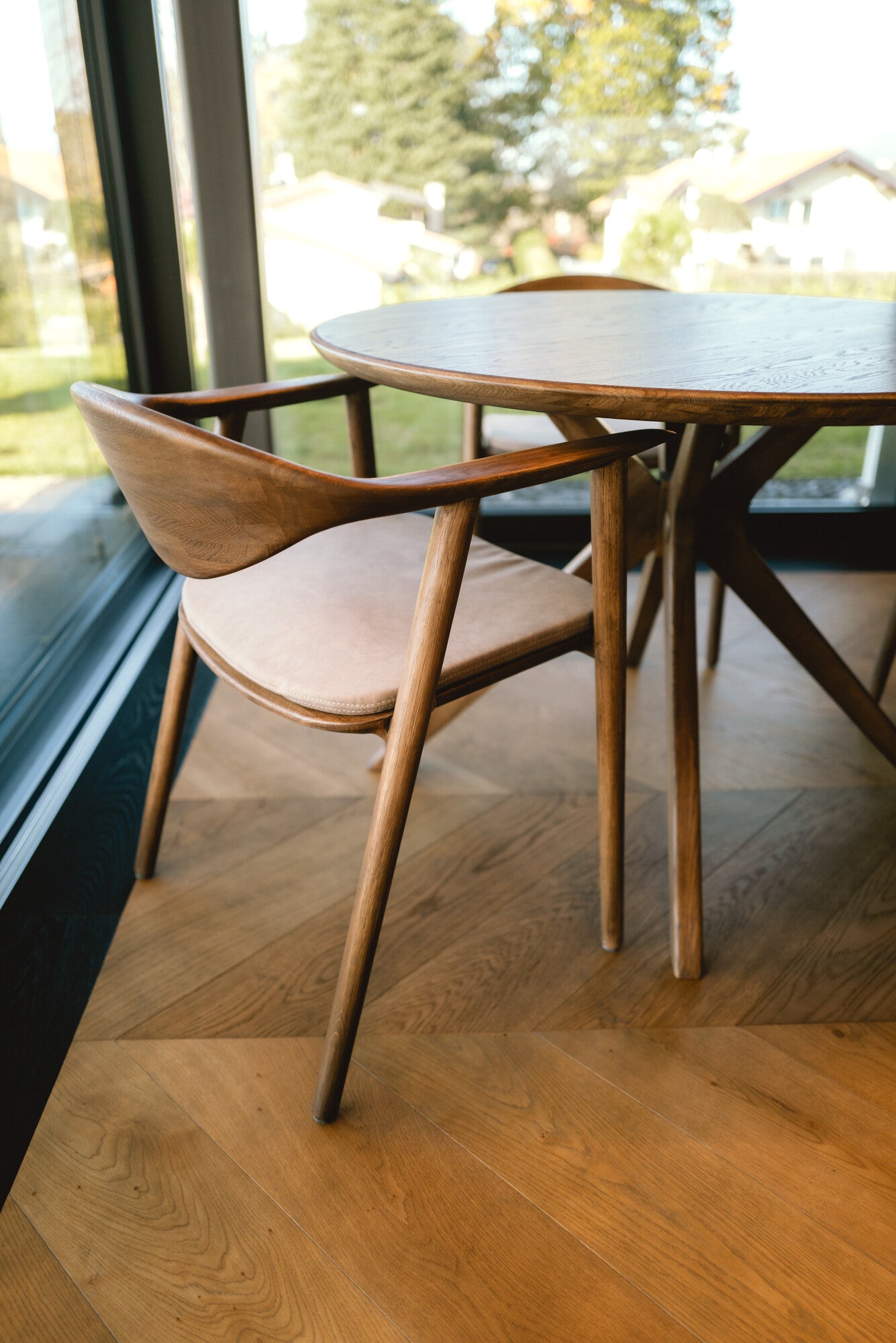 Chair Brolo